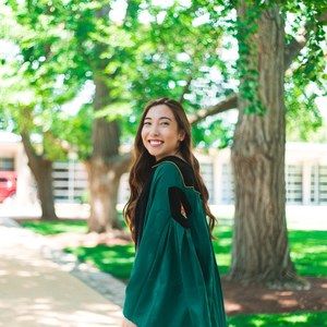 Meet your Posher, Ana